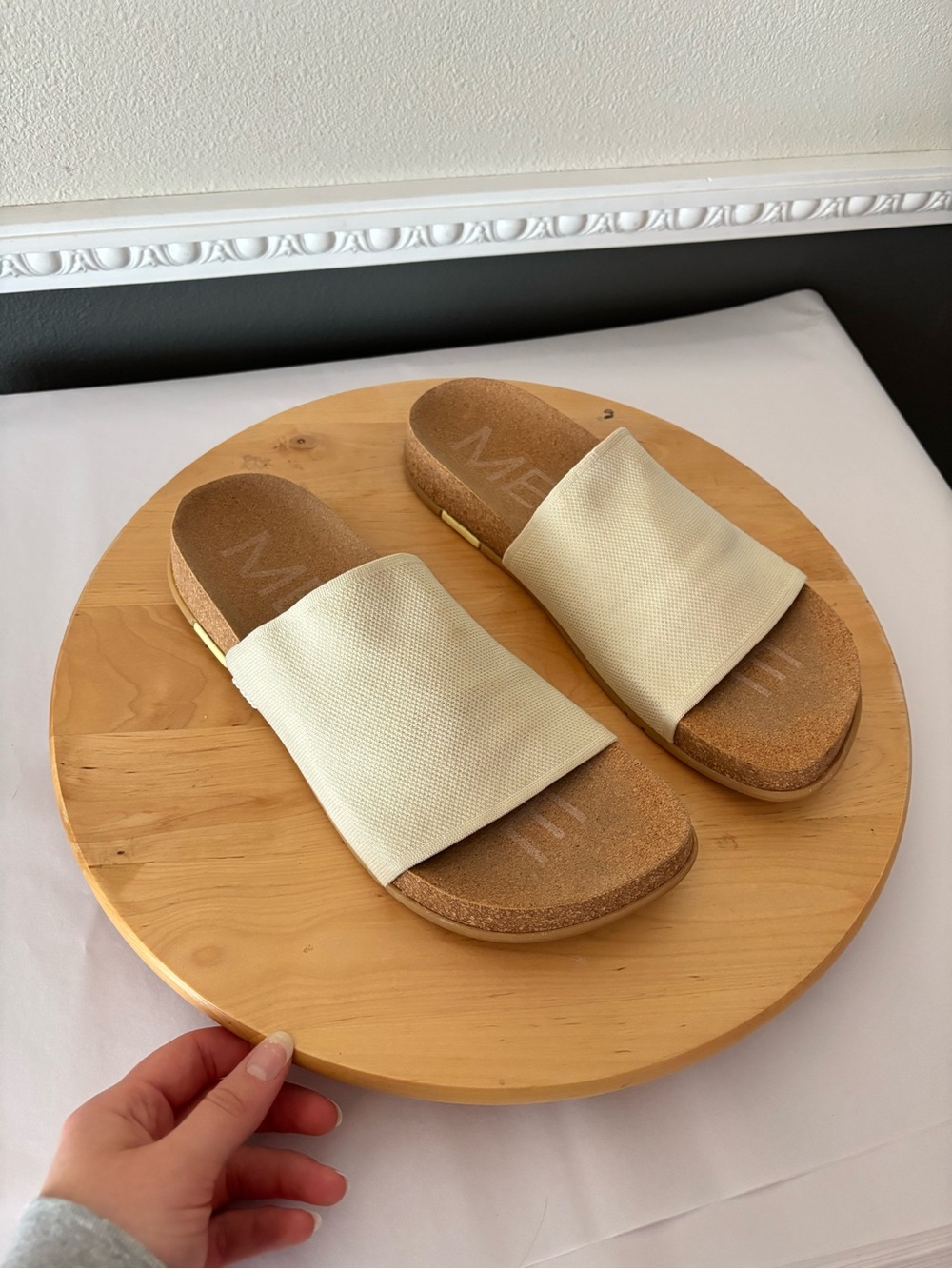 Message Shaw Cream Slide Sandals with Cork Footbed Size 10 - Picture 6 of 10